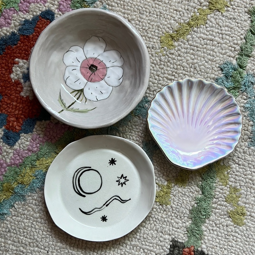 ***SOLD***Bowl and trinket bundle